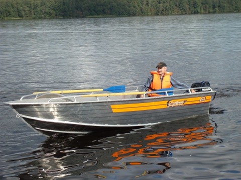 Алюминиевая лодка Wellboat 46